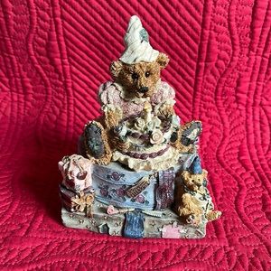 Boyd’s Bears Music Box Figurine